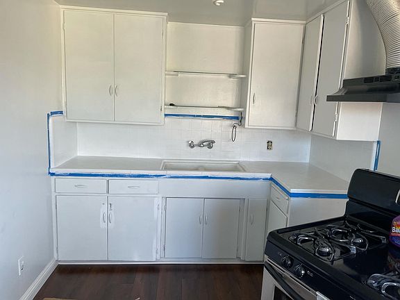 5th image of 3049 Angelus Ave