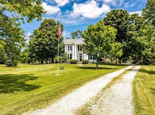 900 Weaver Rd, Oxford, OH 45056