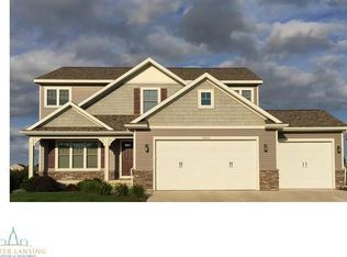 10618 Ireland Dr, Grand Ledge, MI 48837