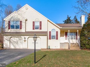 30 Sandy Cir, Manchester, PA 17345