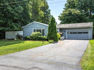107 Butterfield Cir, North Syracuse, NY 13212