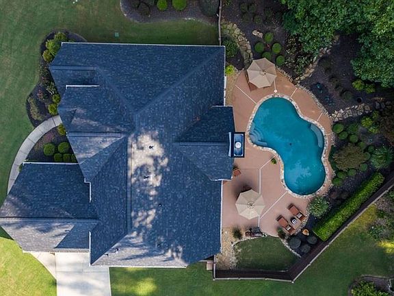 5th image of 1025 Elmhurst Ct