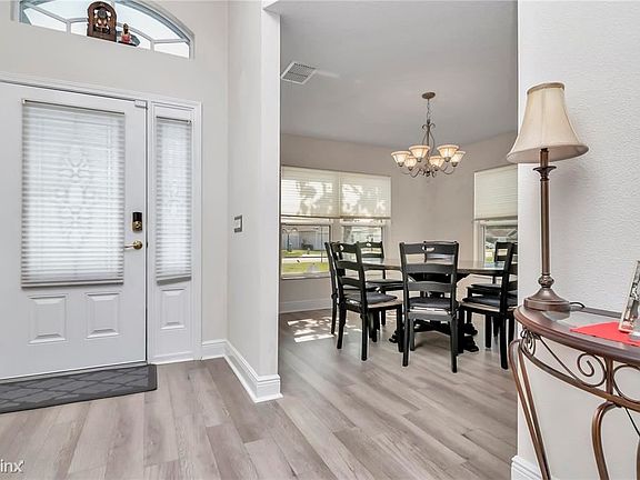 5th image of 311 Lisa Ann Ct