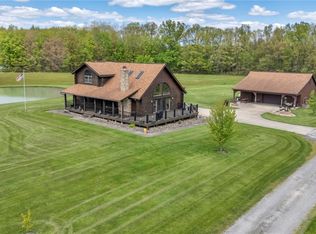 15180 Stoltz Rd, Diamond, OH 44412