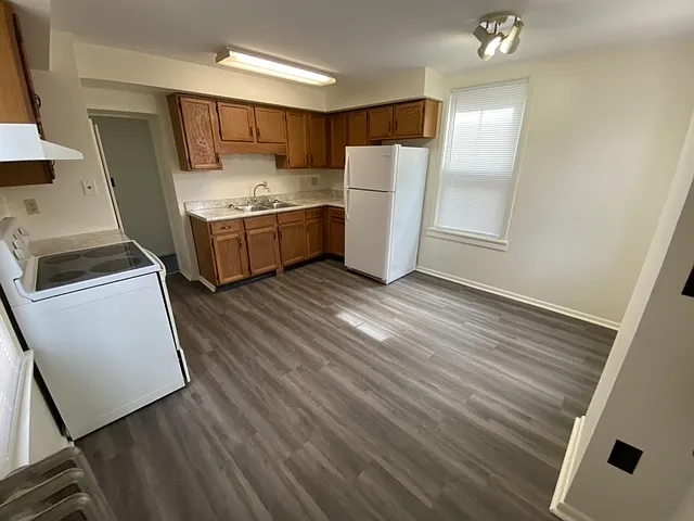 2 bed, $2,000 — Photo 2