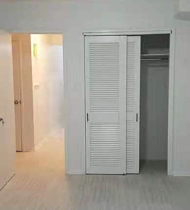 5th image of 132 Bay 11th St #1