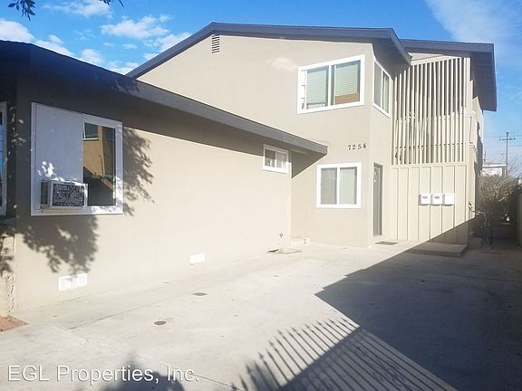 3rd image of 7254 Tujunga Ave APT B
