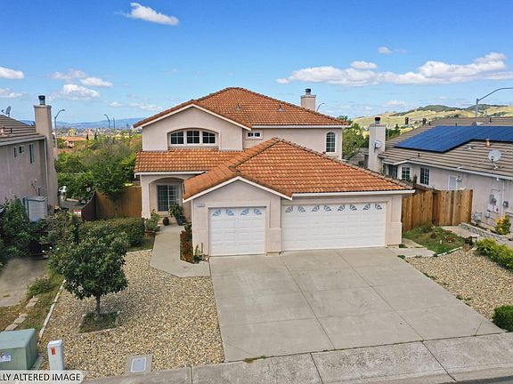2nd image of 2263 Garnet Drive
