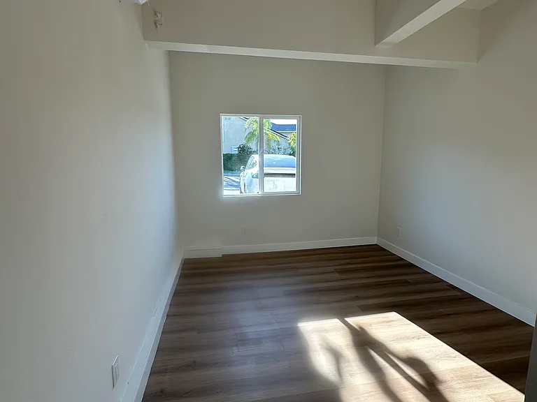 3637 Sedlock Dr — Photo 7