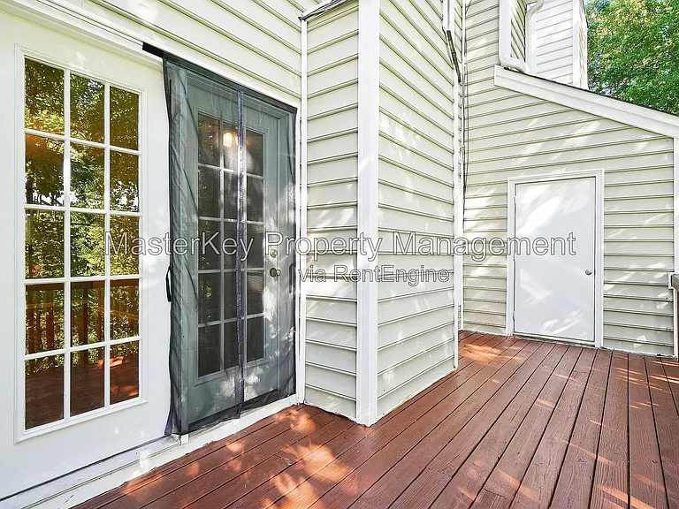 217 Riverwalk Cir — Photo 29