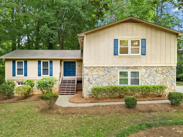 1415 Hialeah Ct, Marietta, GA 30062