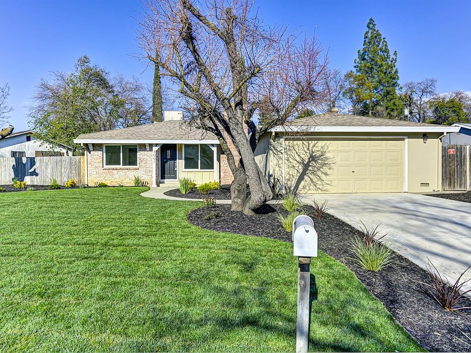 1st image of 7001 Laurel Oak Way