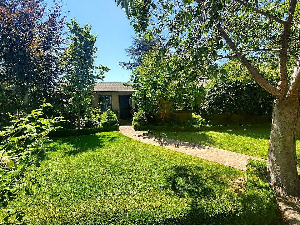 1st image of 1532 Edgewood Dr