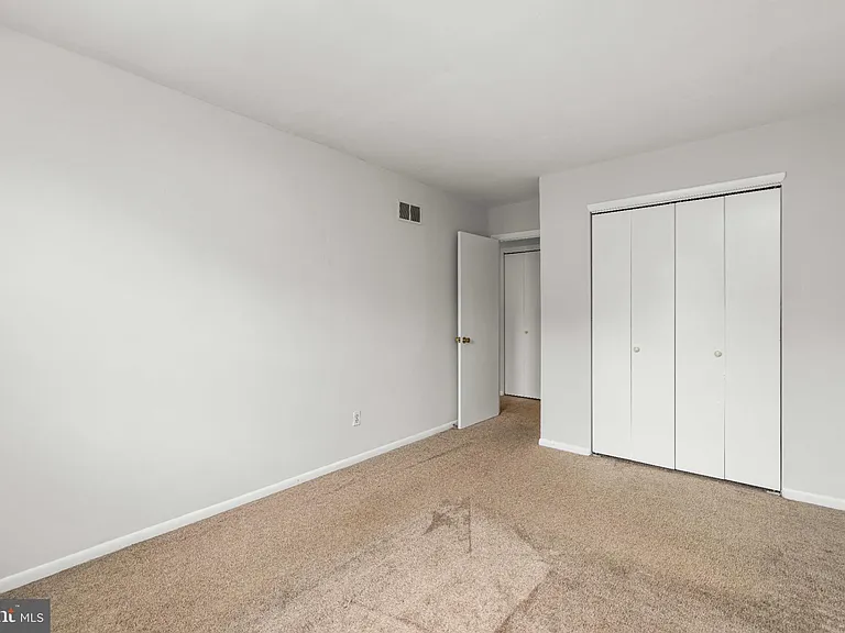 132 E Green Valley Cir — Photo 20