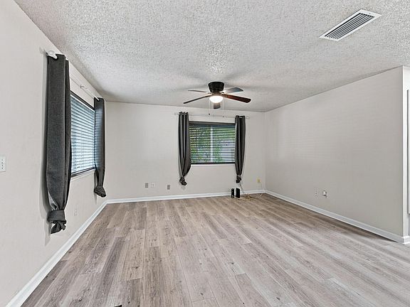 5th image of 2540 Lupine St