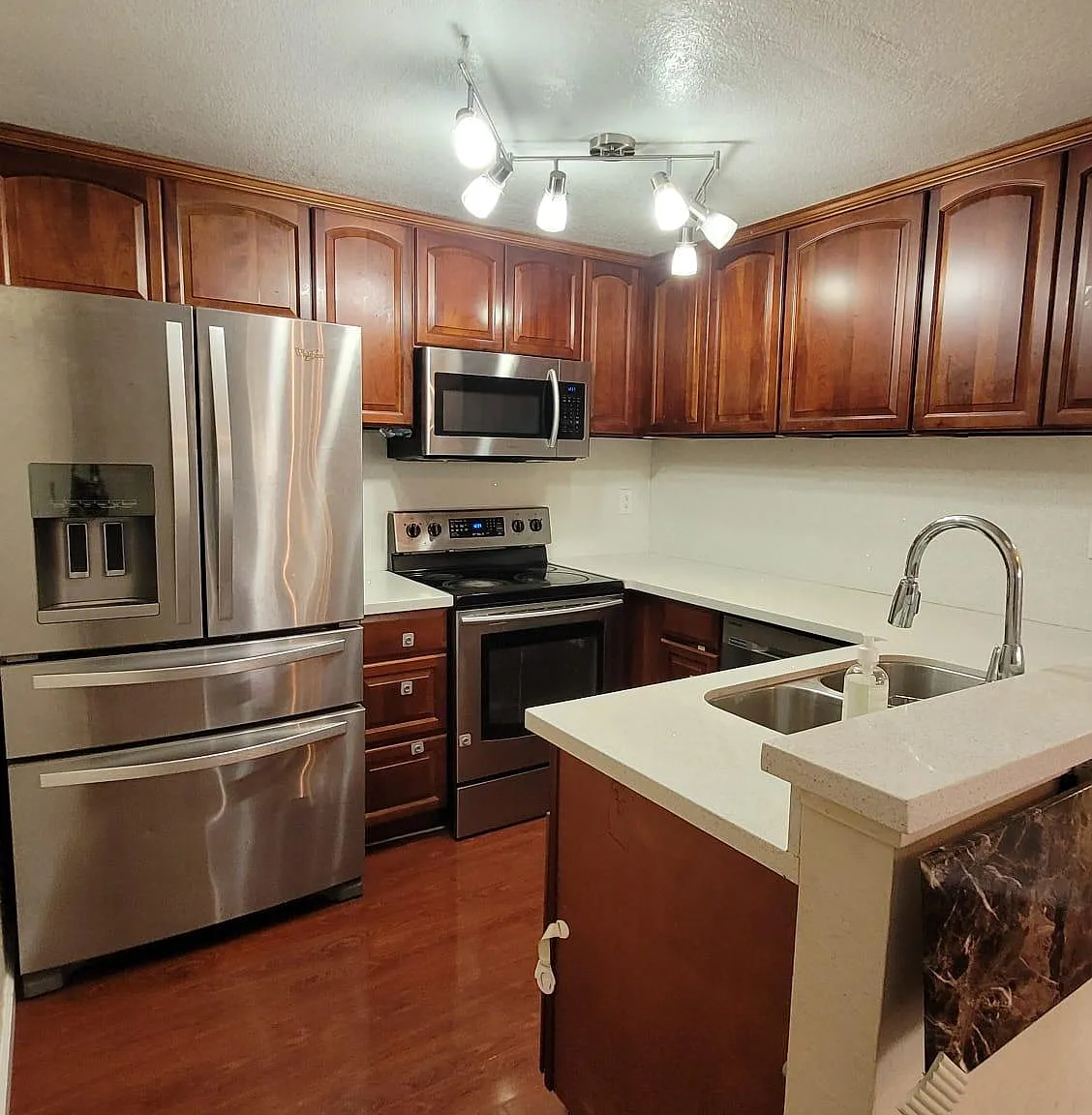 5084 Crandallwood Dr — Photo 1