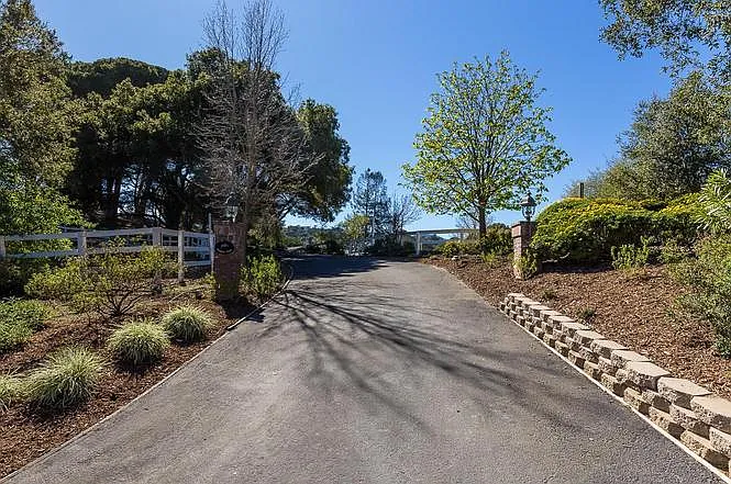 22505 Rolling Hills Rd — Photo 27