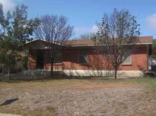 1124 Carthage Ave, Eagle Pass, TX 78852