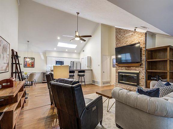5th image of 6512 Castille Ct
