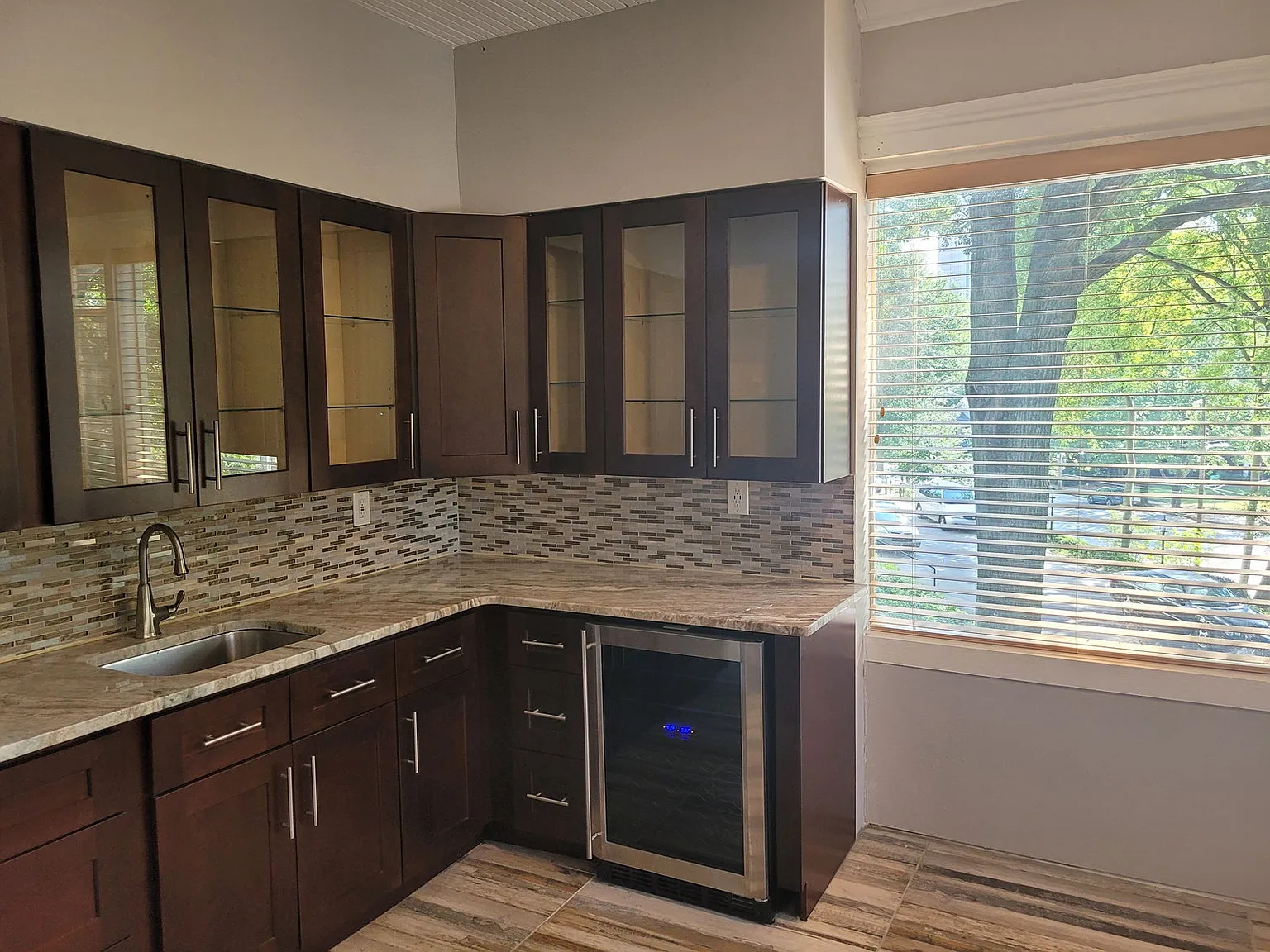 2 bed, 2.0 bath, 1350 sqft, $2,425 — Photo 4