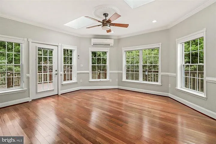 6212 Lilac Bush Ln — Photo 17