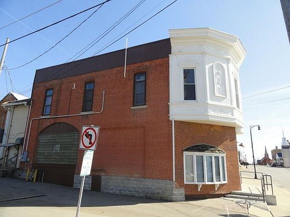 4th image of 217 W Cherry St