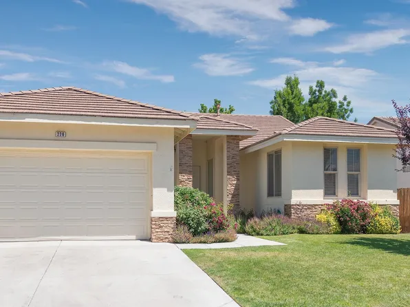226 La Costa Ave, Dayton, NV 89403