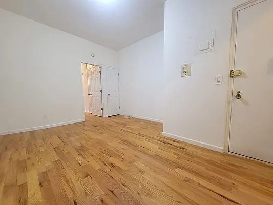 Rented by Douglas Elliman | media 8