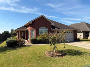 4804 Carrington Blvd SE, Owens Cross Roads, AL 35763