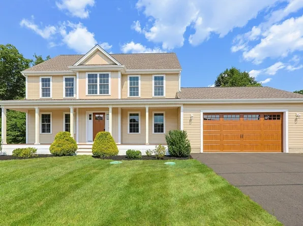8 Preservation Way, Attleboro, MA 02703