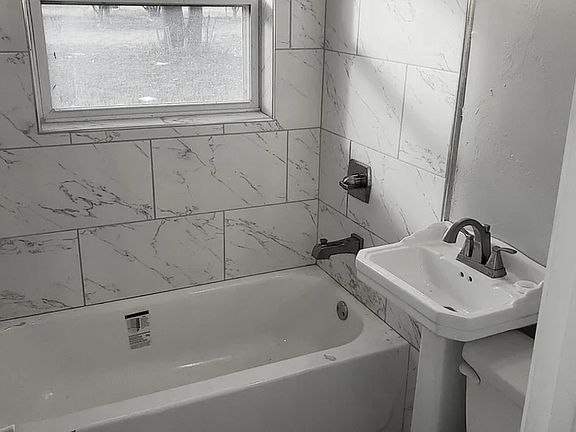 2nd image of 1321 Mallard Dr