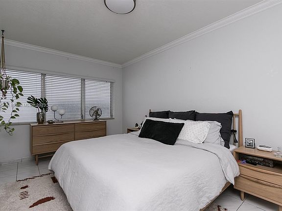 2nd image of 7921 East Dr APT 3