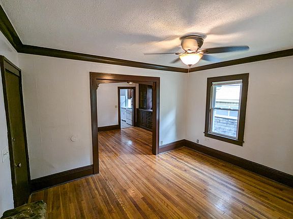 4th image of 3607 1st Ave S #2