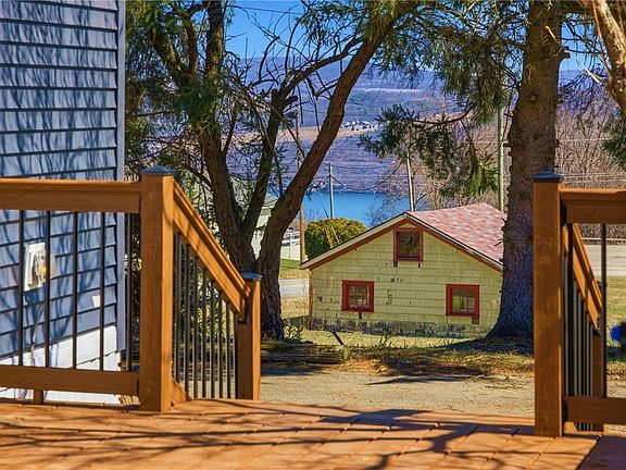 5th image of 3192 Abrams Rd