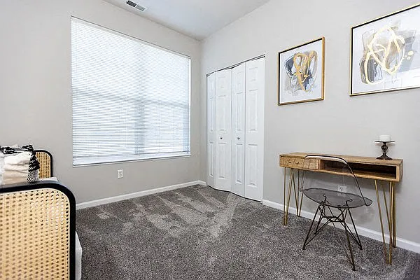 Prairie Point Apartments — Photo 14