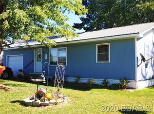 27460 Meadowland Dr, Gravois Mills, MO 65037