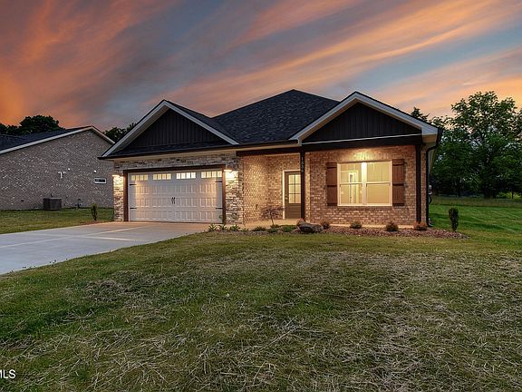 3rd image of 1336 Orchard View Ln