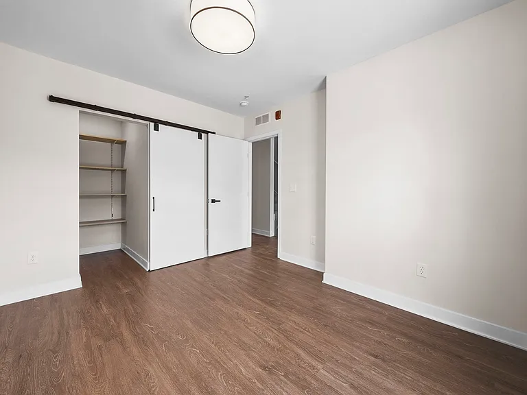 2426 Inglewood Ave — Photo 30
