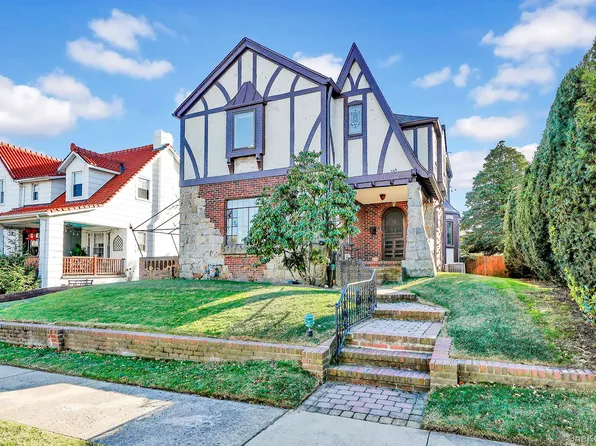 166 W Olive Street, Long Beach, NY 11561