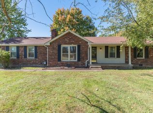 1024 Moncrief Cir, Greenbrier, TN 37073