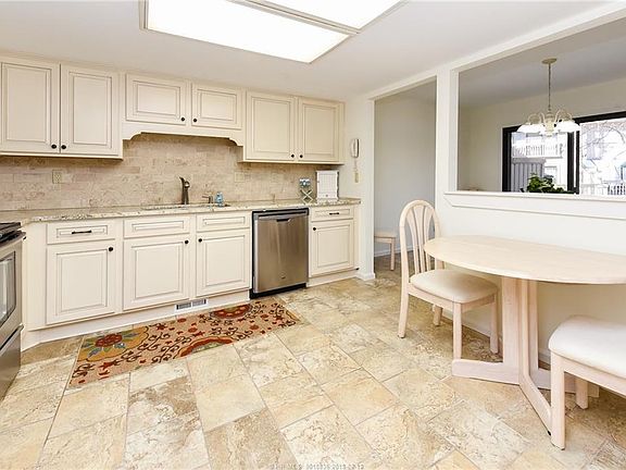 4th image of 125 Shipyard Dr APT 183