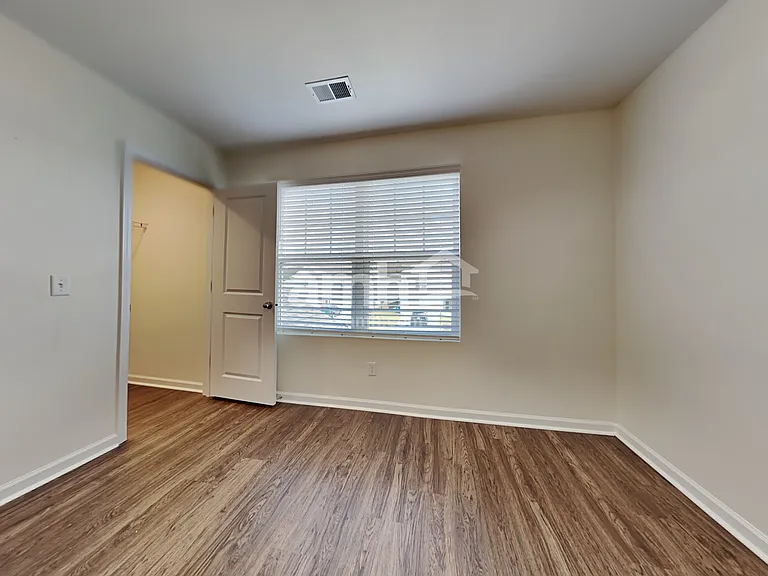 186 Orion Way — Photo 12