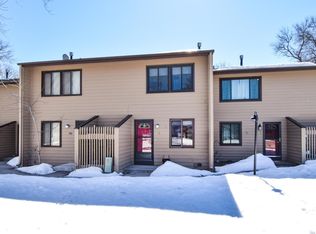 364 W Eagle Lake Dr, Maple Grove, MN 55369