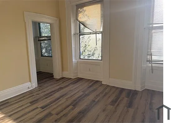 706 Park Ave — Photo 18