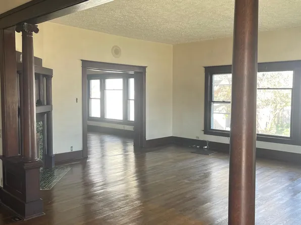 76 E Michigan St, Clayton, IN 46118