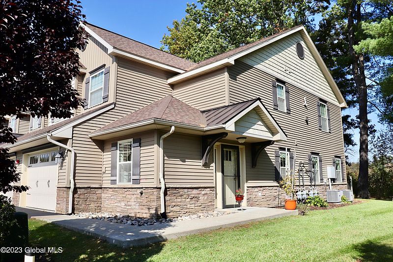 2nd image of 24 Ariana Court