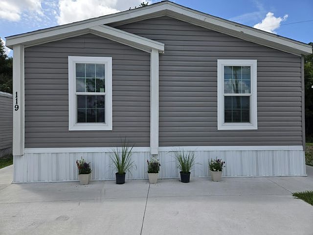1st image of 5611 Bayshore Rd #119