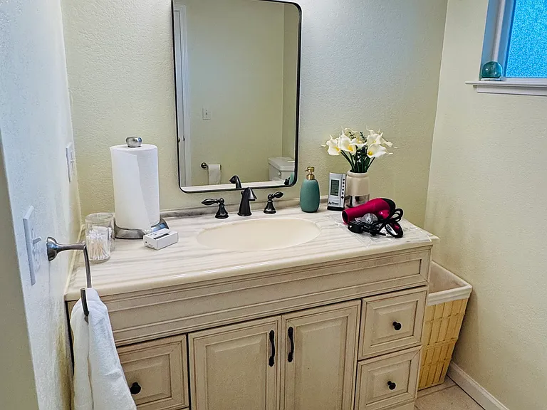 14601 Charter Oak Blvd — Photo 7