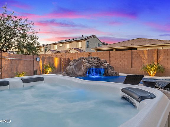 5th image of 18388 W LARKSPUR Drive