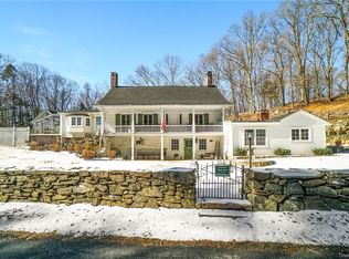 1735 Hunterbrook Rd, Yorktown Heights, NY 10598